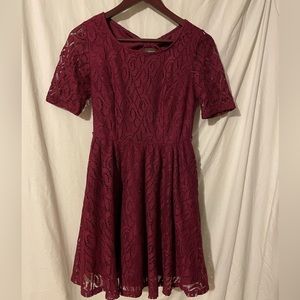 SHORT DRESS SIZE SMALL